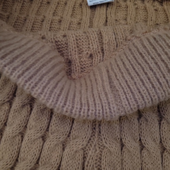 Cropped Sweater Set - Picture 5 of 5